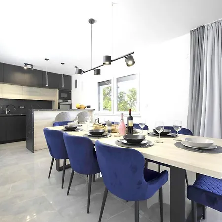 Juniperus Villa *