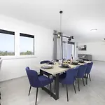Juniperus Villa Šmrika