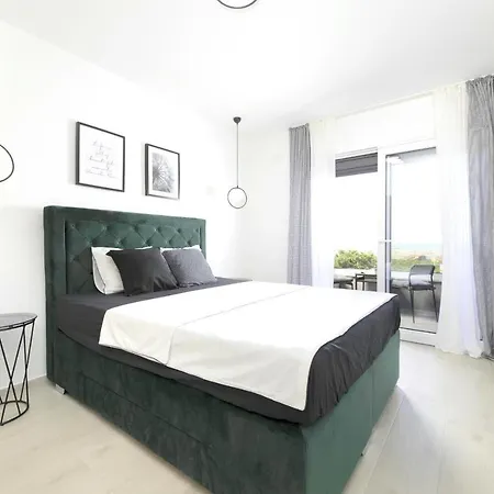 Villa Juniperus Smrika