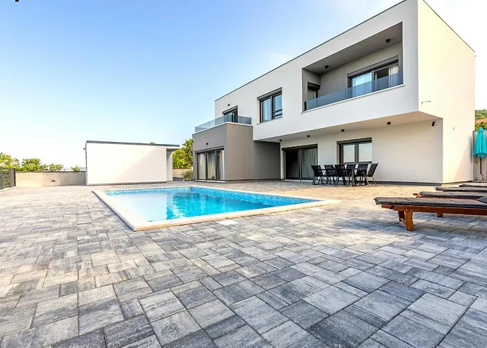 ヴィラ Juniperus *