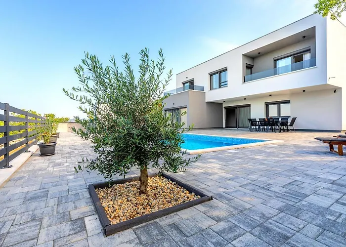 Villa Juniperus Smrika