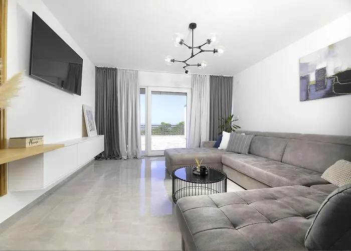 Juniperus Villa Smrika